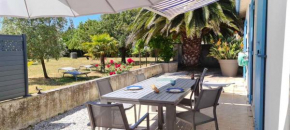 Maison de 4 chambres avec jardin clos et wifi a Le Chateau d'Oleron a 4 km de la plage